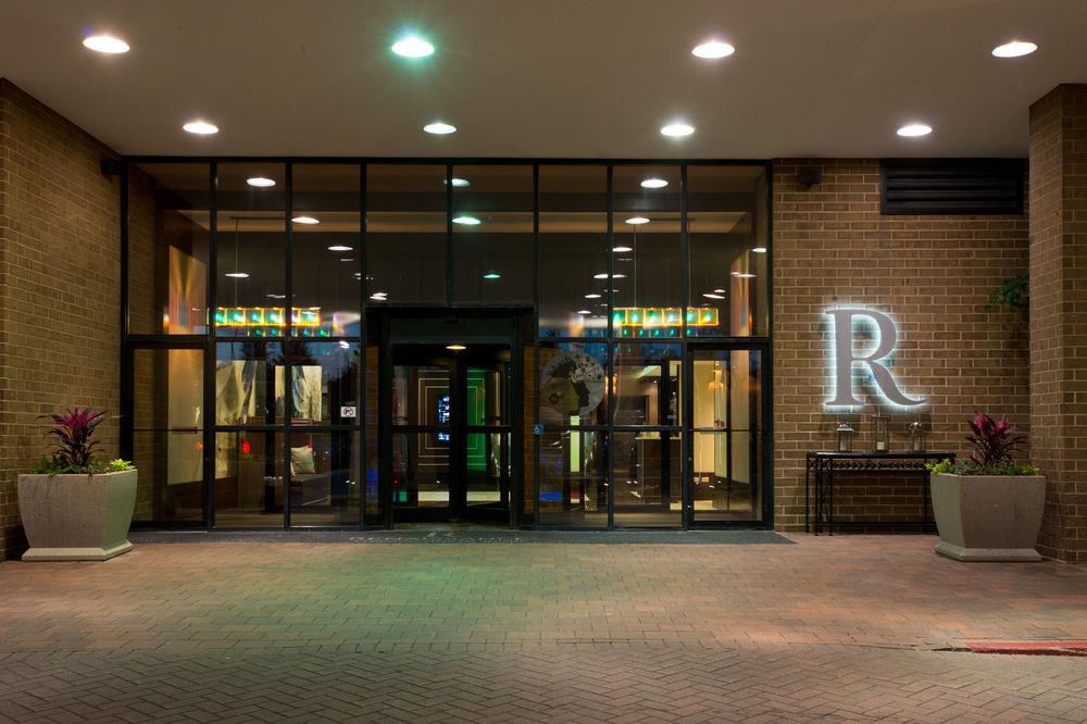 Renaissance Chicago North Shore Hotel Northbrook Exterior photo